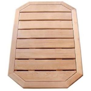 Base de madera para instalar las duchas solares - Zampeado